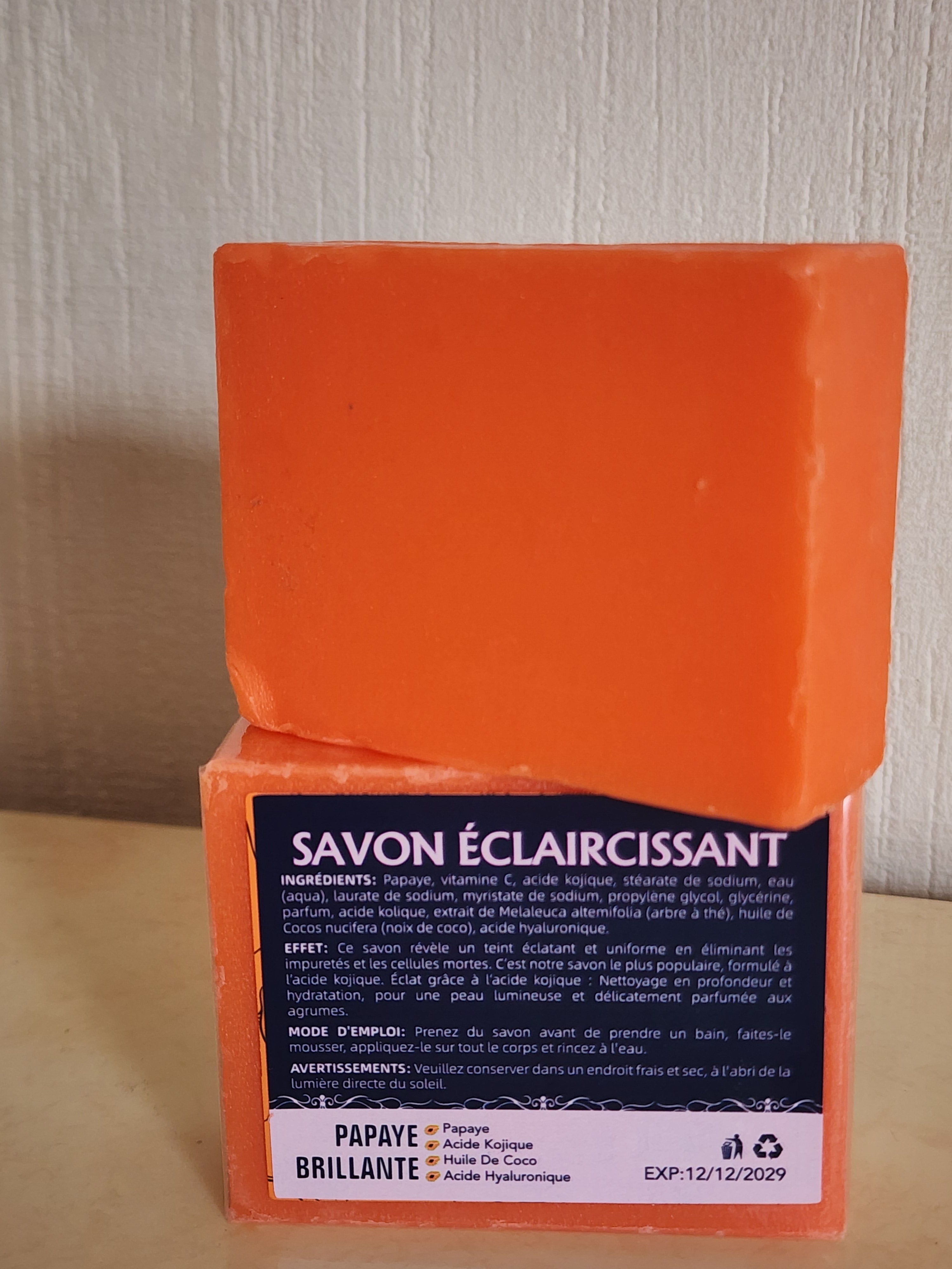 Savon visage à la papaye et vitamine C 150g